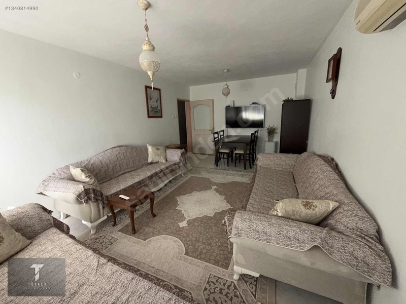 Türker Emlak 3+1 120m2 Cadde Yakını Önü Açık Ferah Daire — fotoğraf 2