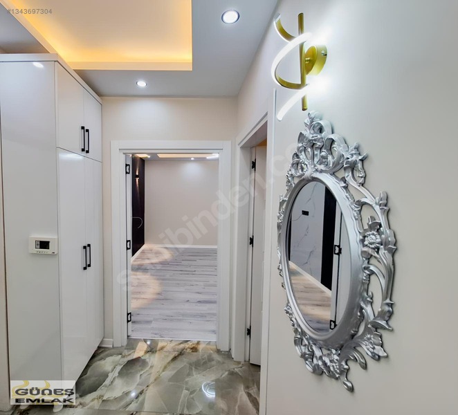 Büyükdere'de Satılık 3+1 Daire, 140m², Tam Yapılı, Krediye Uygun — fotoğraf 2