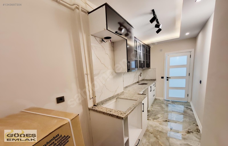 Büyükdere'de Satılık 3+1 Daire, 140m², Tam Yapılı, Krediye Uygun — fotoğraf 23