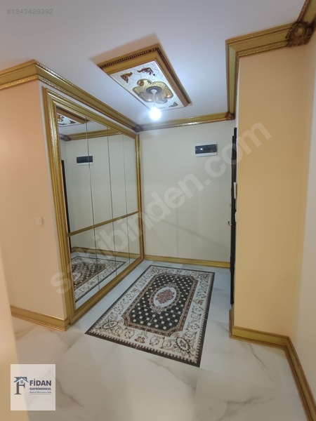 Yorulmaz Saraylarında Satılık Giriş Kat — fotoğraf 3