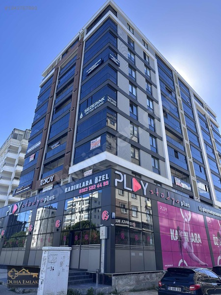 Atatürk Bulvarına Cepe Deniz Manzaralı Satılık 1+1 Daire