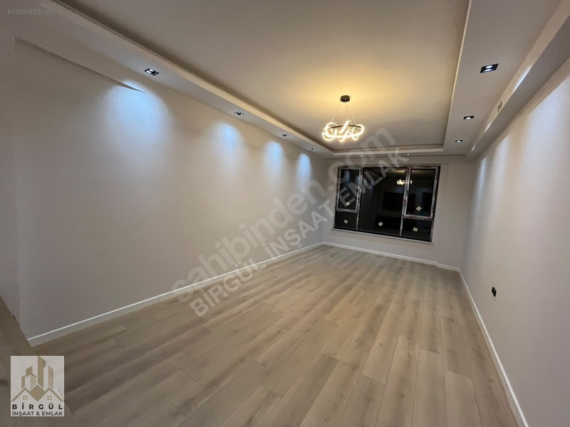 "birgül İnşaat Emlak" Özel Garajlı Ebeveyn Banyo Lux 3+1 Daire — fotoğraf 2