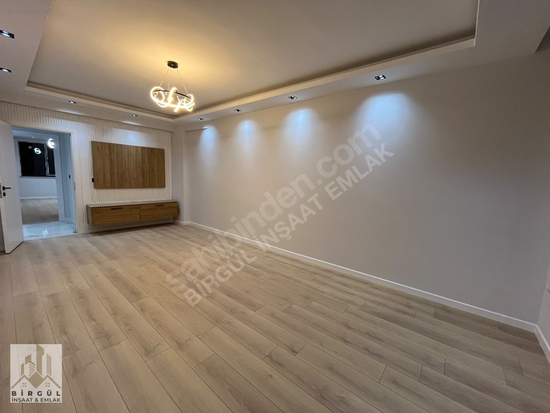 "birgül İnşaat Emlak" Özel Garajlı Ebeveyn Banyo Lux 3+1 Daire — fotoğraf 3