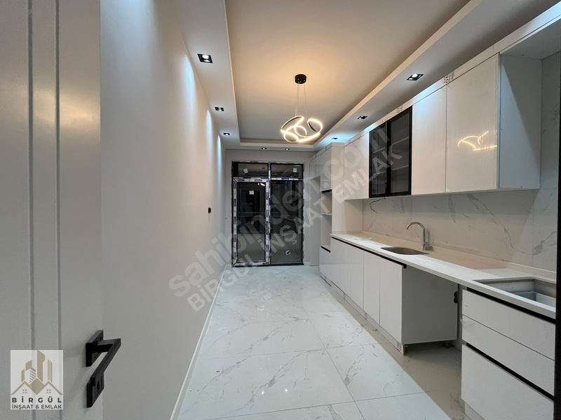 "birgül İnşaat Emlak" Özel Garajlı Ebeveyn Banyo Lux 3+1 Daire — fotoğraf 14
