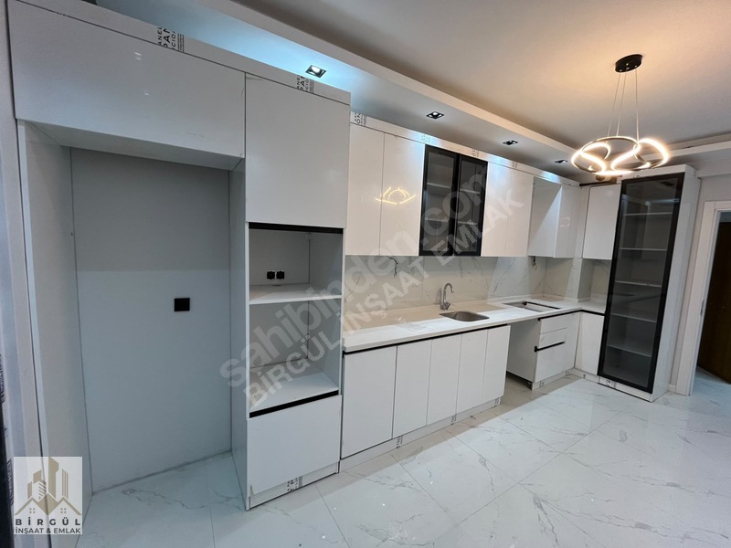 "birgül İnşaat Emlak" Özel Garajlı Ebeveyn Banyo Lux 3+1 Daire — fotoğraf 17