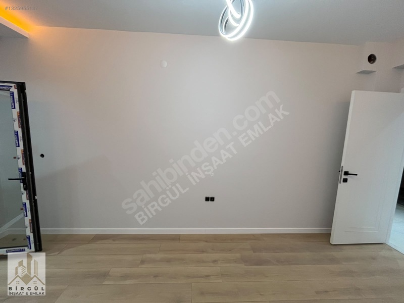 "birgül İnşaat Emlak" Özel Garajlı Ebeveyn Banyo Lux 3+1 Daire — fotoğraf 29