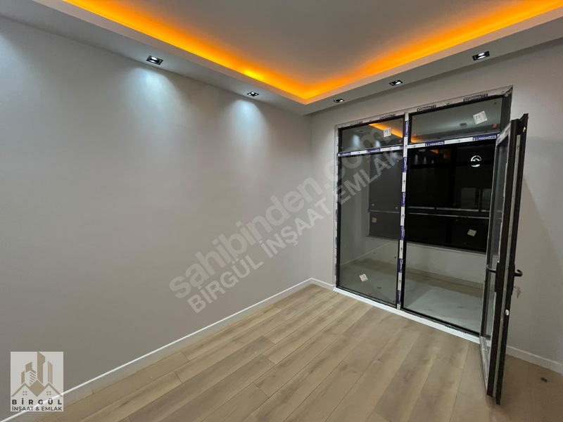 "birgül İnşaat Emlak" Özel Garajlı Ebeveyn Banyo Lux 3+1 Daire — fotoğraf 31