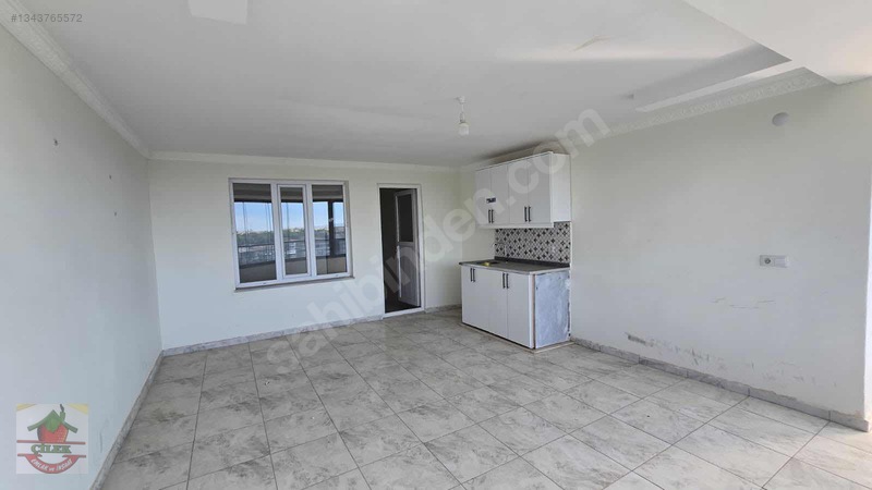 Çilek Emlaktan Merkezi Konumda Kiralık 3+1 Manzaralı Daire — fotoğraf 2