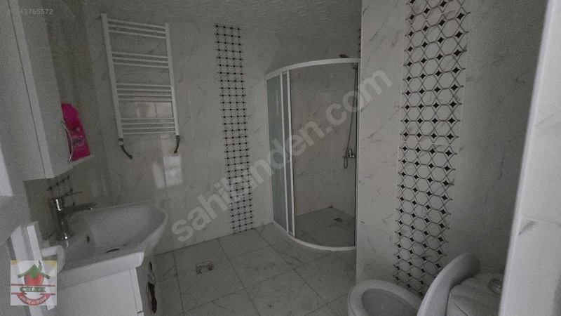 Çilek Emlaktan Merkezi Konumda Kiralık 3+1 Manzaralı Daire — fotoğraf 12