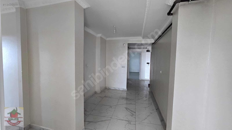 Çilek Emlaktan Merkezi Konumda Kiralık 3+1 Manzaralı Daire — fotoğraf 13