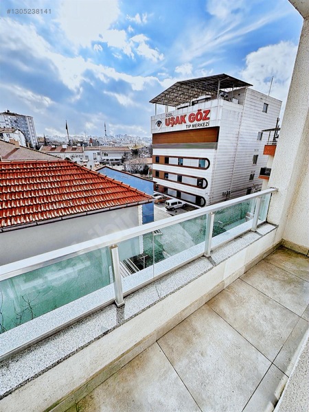 Ünalanda 1+1 Lüks Daire ( Göz Hastanesi Karşısı) — fotoğraf 3