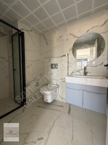 Altıntaş'ta Havuzlu İskanlı Katta Kiralık 1+1 — fotoğraf 10