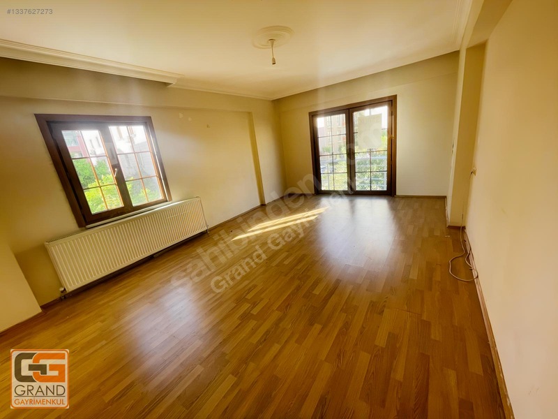 Pendik Esenler'de Satılık 3+1 Daire, 100m², Zümrüt Evler Sitesi — fotoğraf 9
