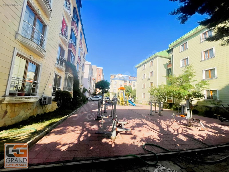 Pendik Esenler'de Satılık 3+1 Daire, 100m², Zümrüt Evler Sitesi — fotoğraf 19