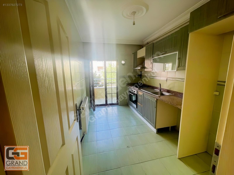 Pendik Esenler'de Satılık 3+1 Daire, 100m², Zümrüt Evler Sitesi — fotoğraf 25