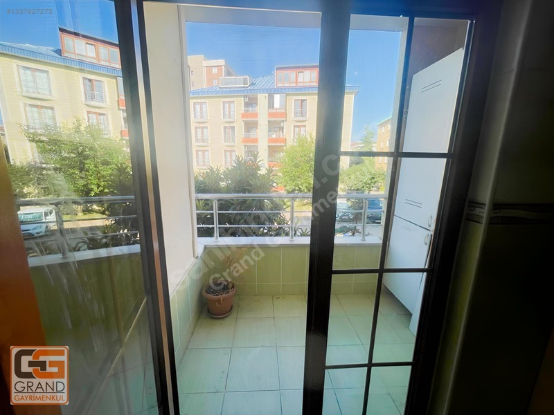 Pendik Esenler'de Satılık 3+1 Daire, 100m², Zümrüt Evler Sitesi — fotoğraf 26