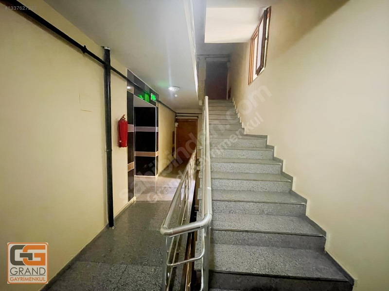Pendik Esenler'de Satılık 3+1 Daire, 100m², Zümrüt Evler Sitesi — fotoğraf 33