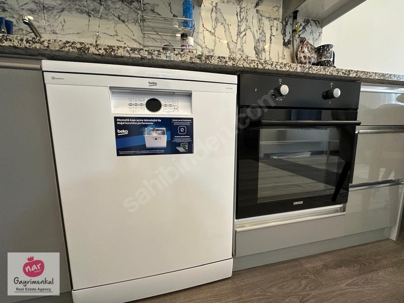 Full Eşyalı Balkonlu Geniş 1+1 Daire — fotoğraf 5