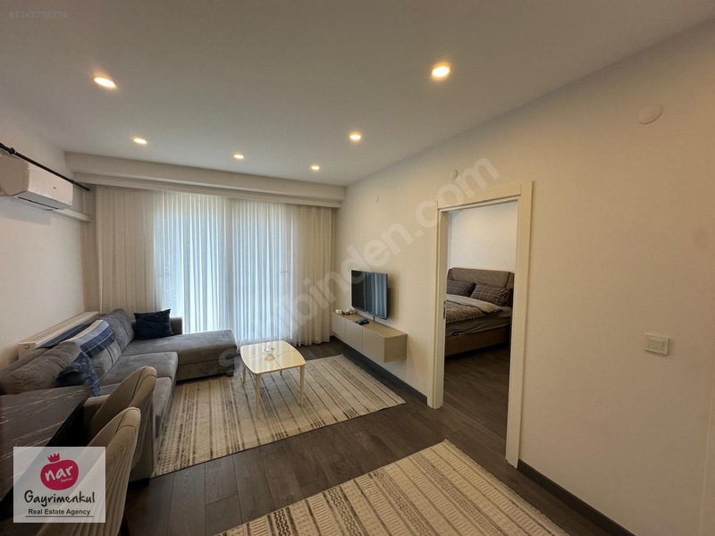 Full Eşyalı Balkonlu Geniş 1+1 Daire — fotoğraf 6
