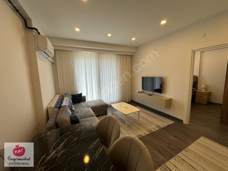 Full Eşyalı Balkonlu Geniş 1+1 Daire — fotoğraf 9