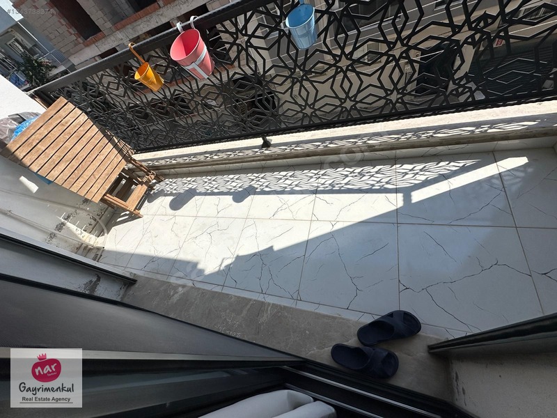 Full Eşyalı Balkonlu Geniş 1+1 Daire — fotoğraf 15