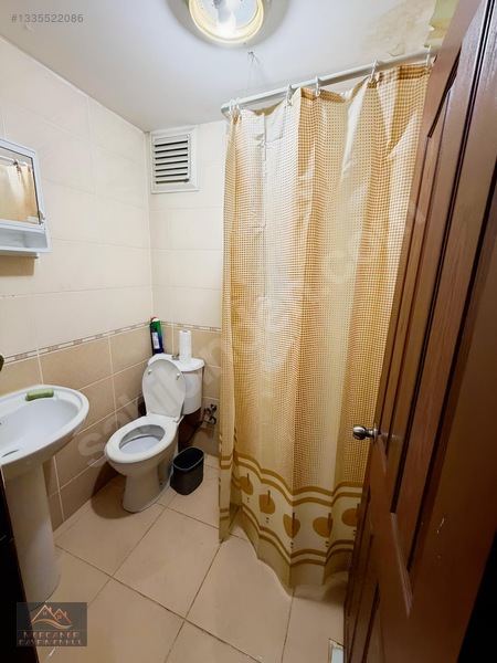 Üniversite Cd Ve Seylap Cd Yakını,asansörlü,ara Kat Geniş 1+1 — fotoğraf 8