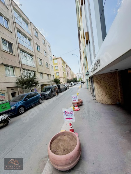 Üniversite Cd Ve Seylap Cd Yakını,asansörlü,ara Kat Geniş 1+1 — fotoğraf 12