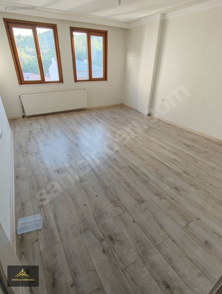 Kaçırılmayacak Fırsat! Uygun Fiyatlı Geniş 3+1 Satılık Daire — fotoğraf 3