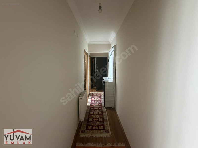 Merkezi Konumda Kiracılı Eşy Satılık 2+1||yuvam Emlak|| — fotoğraf 3