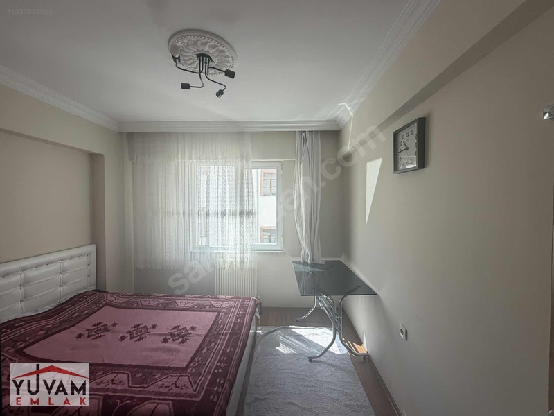 Merkezi Konumda Kiracılı Eşy Satılık 2+1||yuvam Emlak|| — fotoğraf 9