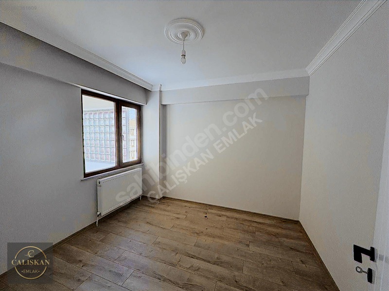 Çalışkan Emlak'tan Otogar'da Lüks Satılık 1+1 — fotoğraf 17