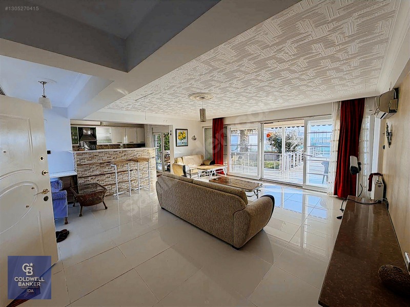Dikili Salihleraltında Havuzlu, 6+1 Özel Villa — fotoğraf 3