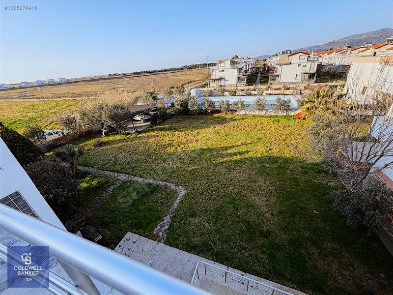 Dikili Salihleraltında Havuzlu, 6+1 Özel Villa — fotoğraf 4