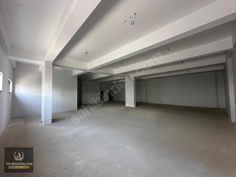 Küsget'te Satılık 4 Kat&1500m2 Kapalı Alan-ticari İş Yeri — fotoğraf 15