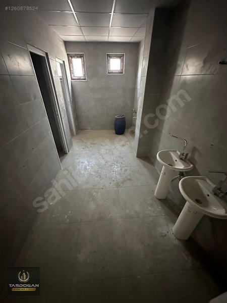 Küsget'te Satılık 4 Kat&1500m2 Kapalı Alan-ticari İş Yeri — fotoğraf 21