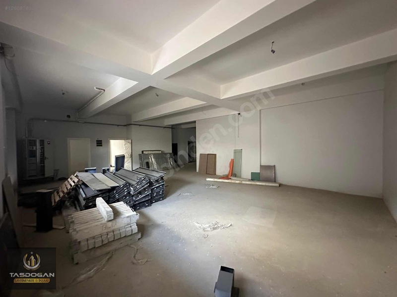 Küsget'te Satılık 4 Kat&1500m2 Kapalı Alan-ticari İş Yeri — fotoğraf 23