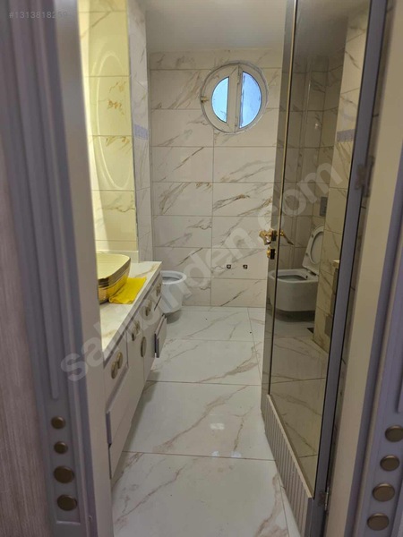 Güvenevler Mahallesinde Ana Cadde Üzeri Satılık Komple Bina — fotoğraf 9