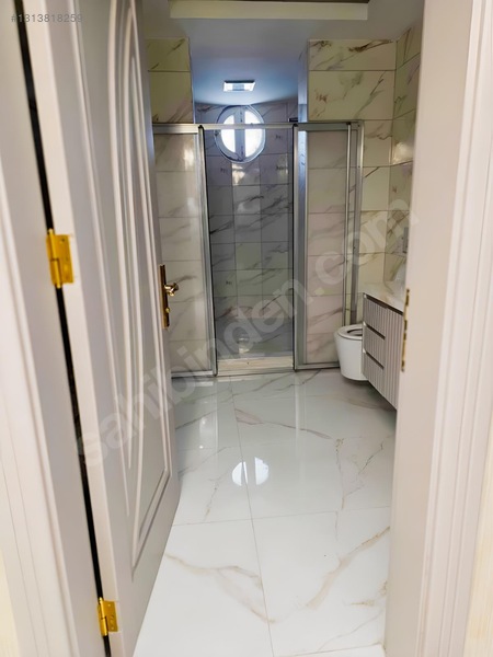 Güvenevler Mahallesinde Ana Cadde Üzeri Satılık Komple Bina — fotoğraf 17