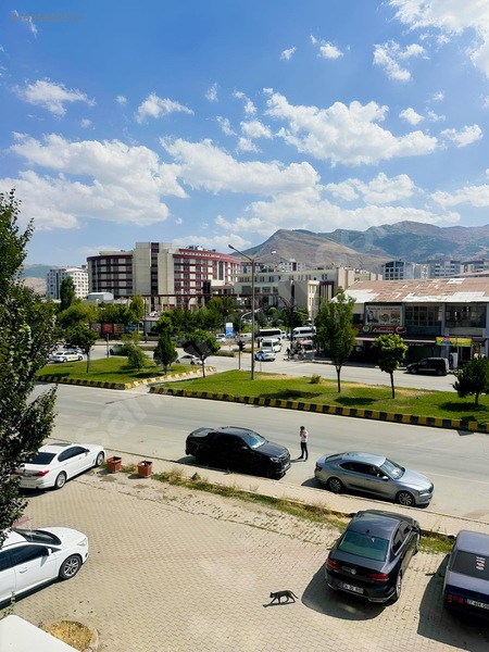 Arya Emlaktan Satılık 175 Metre Kare 3+1 Daire