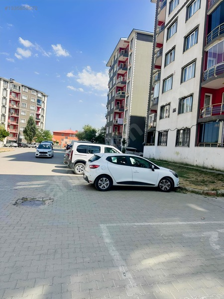 Arya Emlaktan Satılık 175 Metre Kare 3+1 Daire — fotoğraf 2
