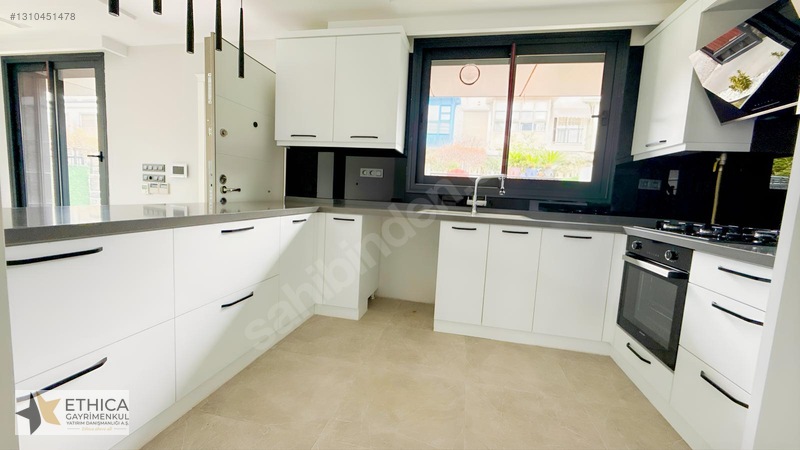 Sağlam Yapı! Deniz Ve Orman Manzaralı Kiralık Villa Urla — fotoğraf 23