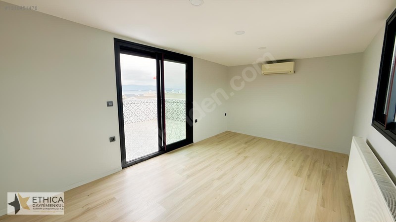 Sağlam Yapı! Deniz Ve Orman Manzaralı Kiralık Villa Urla — fotoğraf 34