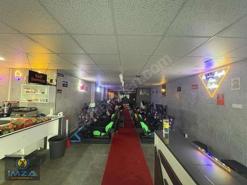 İmza'dan Gazikent'te 200m İskanlı Ana Cadde Üstü Satılık Dükkan — fotoğraf 2