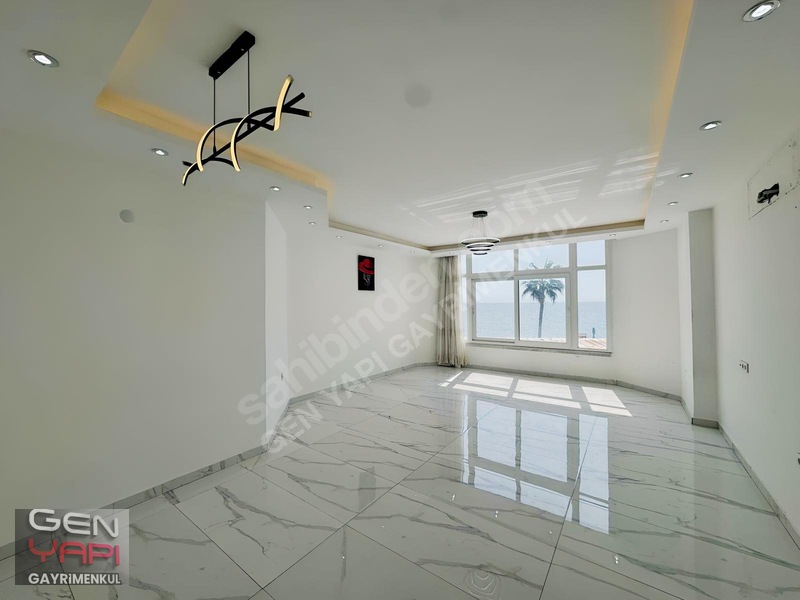 Gen'den Mezitli Viranşehir'de Denize Sıfır 4+1 Daire — fotoğraf 12