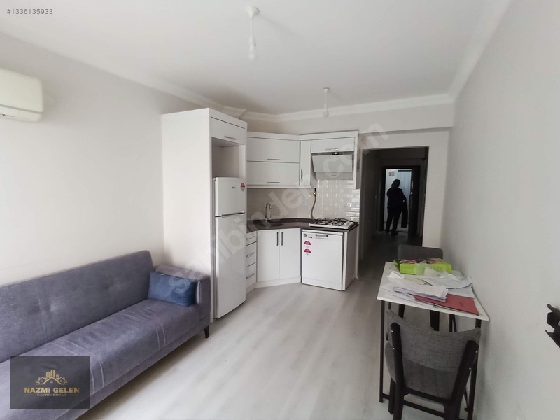 Emniyet Ve Metro Yakını Sıfır Binada Kombili Kiralık 1 +1 Daire