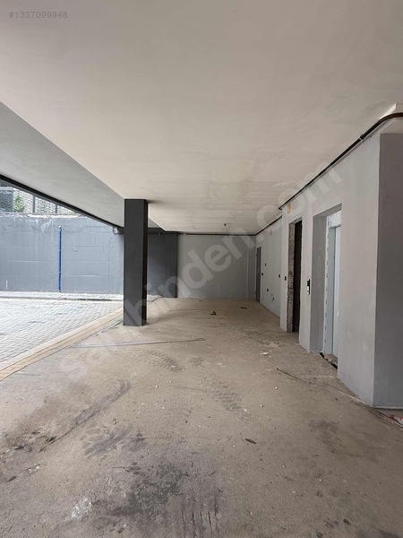 Pancarlı Sanko Koleji Karşısında 330 M2 3 Katlı Kiralık — fotoğraf 6