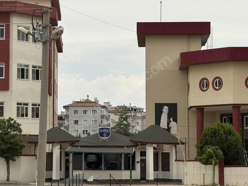 Pancarlı Sanko Koleji Karşısında 330 M2 3 Katlı Kiralık — fotoğraf 8