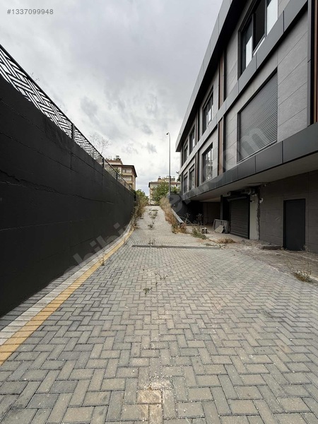 Pancarlı Sanko Koleji Karşısında 330 M2 3 Katlı Kiralık — fotoğraf 10