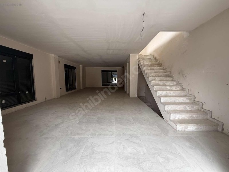 Pancarlı Sanko Koleji Karşısında 330 M2 3 Katlı Kiralık — fotoğraf 13