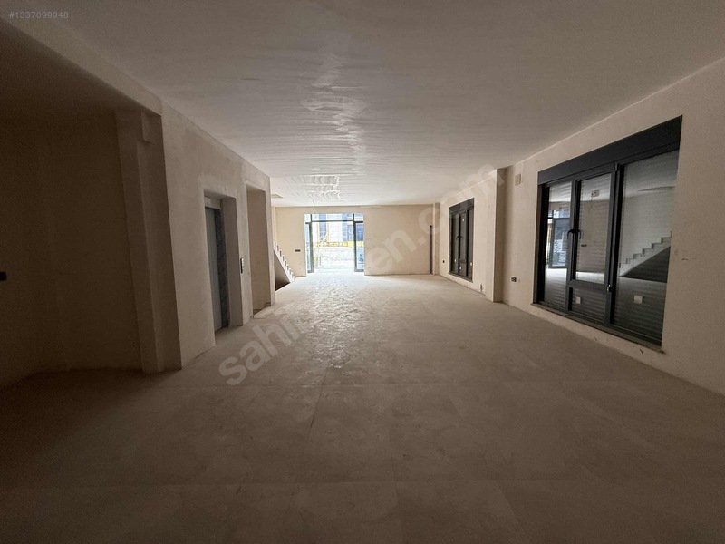 Pancarlı Sanko Koleji Karşısında 330 M2 3 Katlı Kiralık — fotoğraf 16